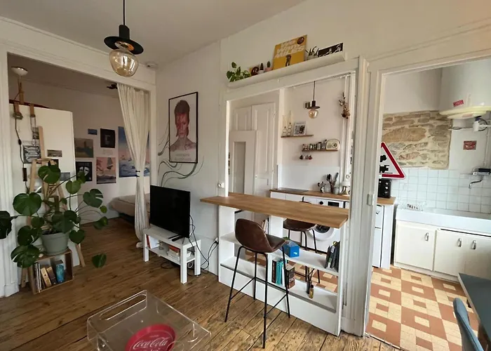 Bright In Ideal For Two People Lägenhet